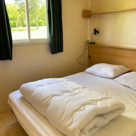 Du Fouilloux Kamp alanı